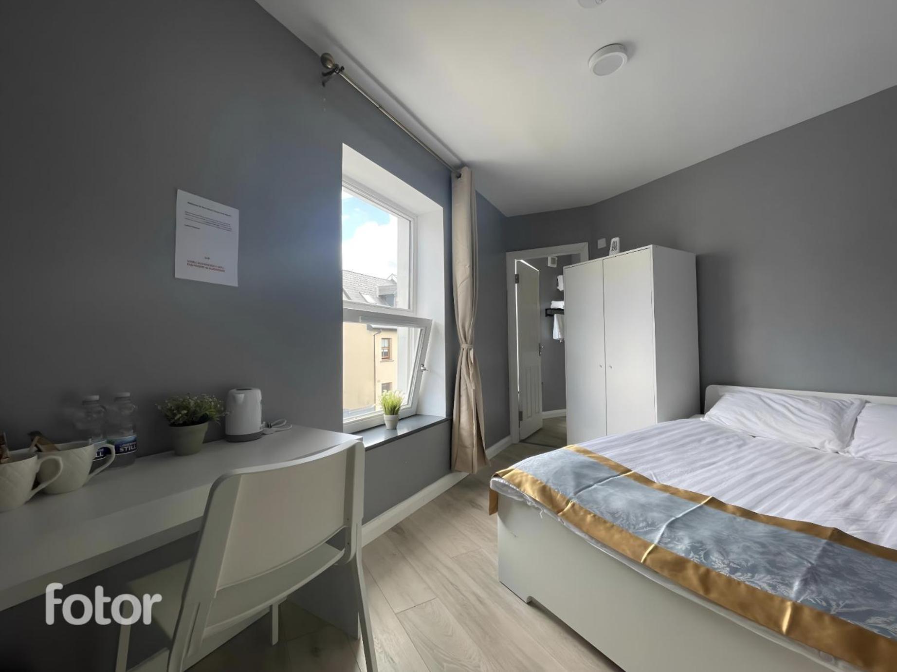 Leitrim Property コーク エクステリア 写真